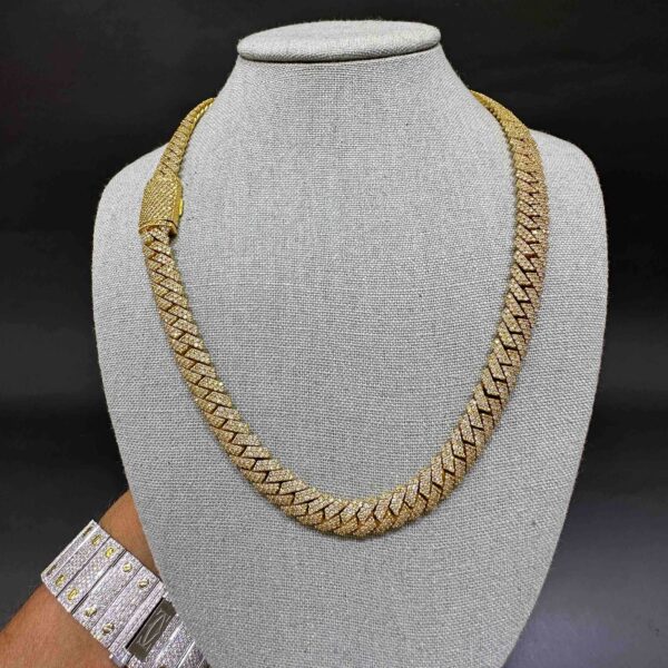 10K YELLOW GOLD ICED OUT PRONG CUBAN LINK VS1