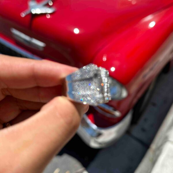 10K WHITE GOLD "M" INITIAL RING