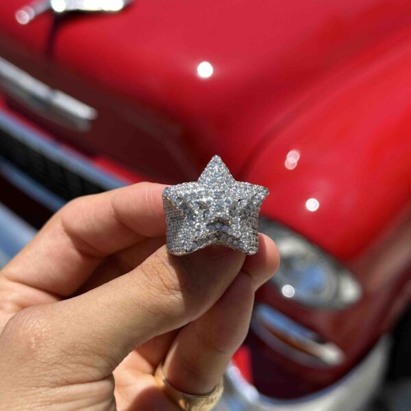 14K STAR WHITE GOLD ICED BUST DOWN RING