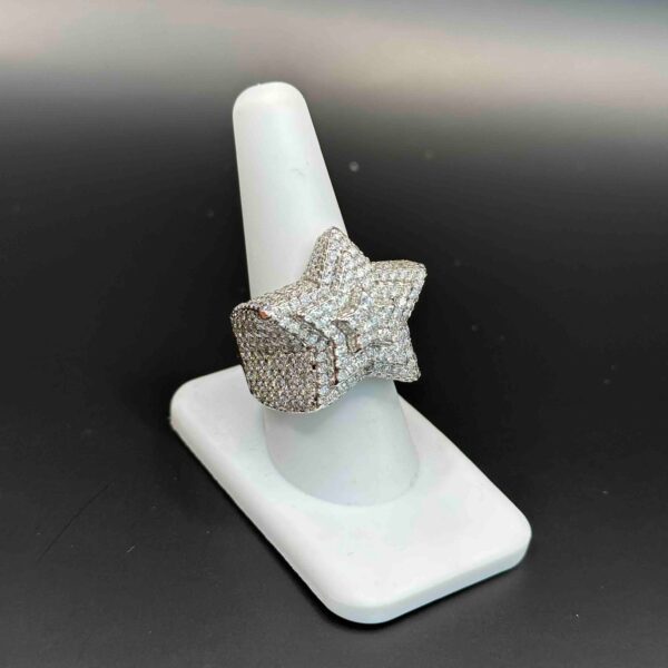 14K STAR WHITE GOLD ICED BUST DOWN RING