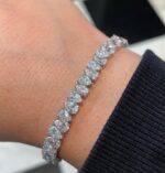 Elegant heart-cut tennis bracelet – timeless sparkle piece