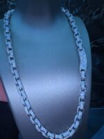 Luxury iced rectangular link chain – modern bold shine - Image 2