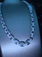 Luxury iced rectangular link chain – modern bold shine - Image 3
