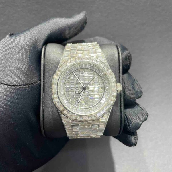 BUST DOWN AP WATCH CHANDELIER VVS 80 CTS 18K GOLD💎
