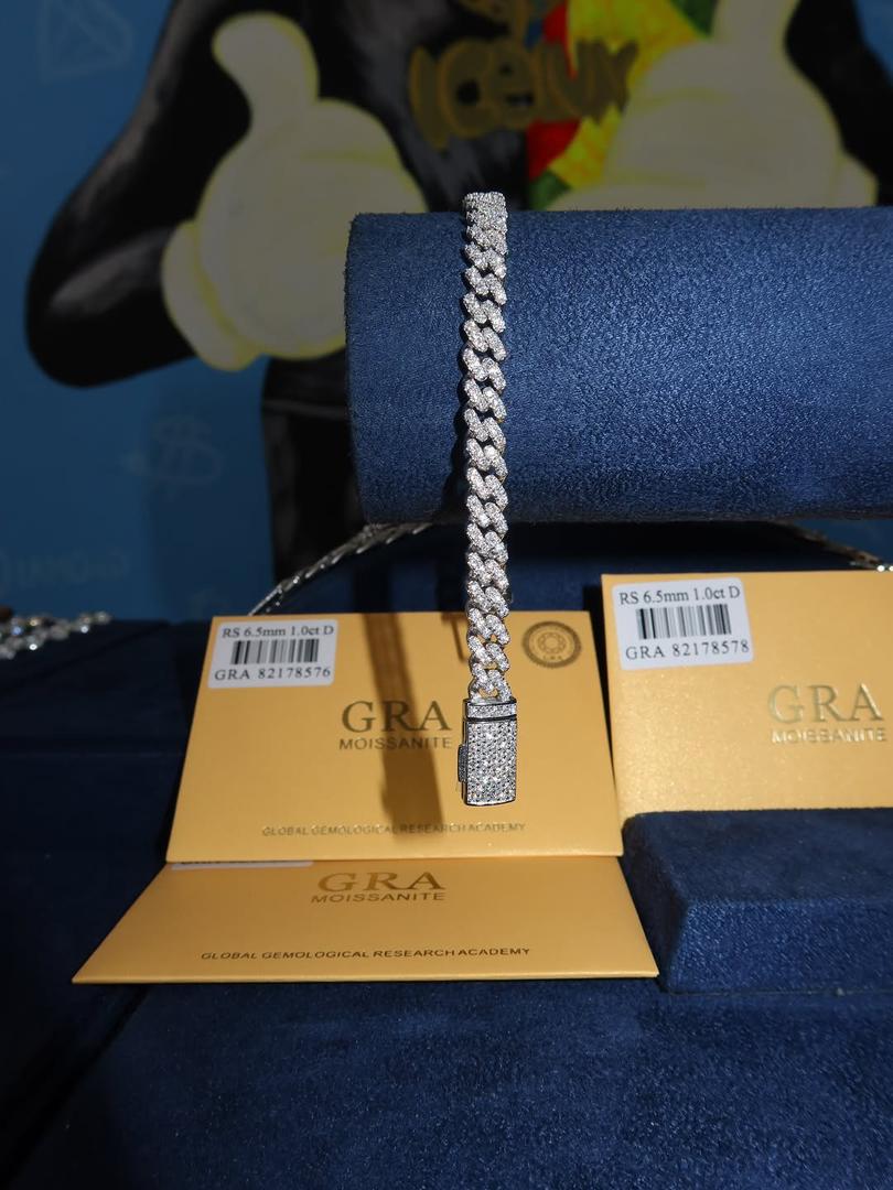 WhatsApp Image 2026-05-15 at 2.28.10 PM Iced Out Moissanite Cuban Link Bracelet – VVS Premium Luxury Jewelry - Image 1