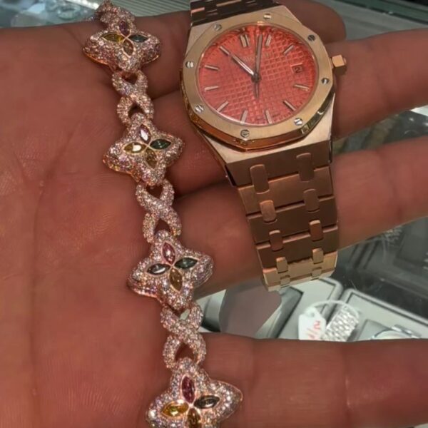 Audemars Piguet Royal Oak Two-Tone Automatic Watch – Rose Gold & Silver Luxury Timepiece