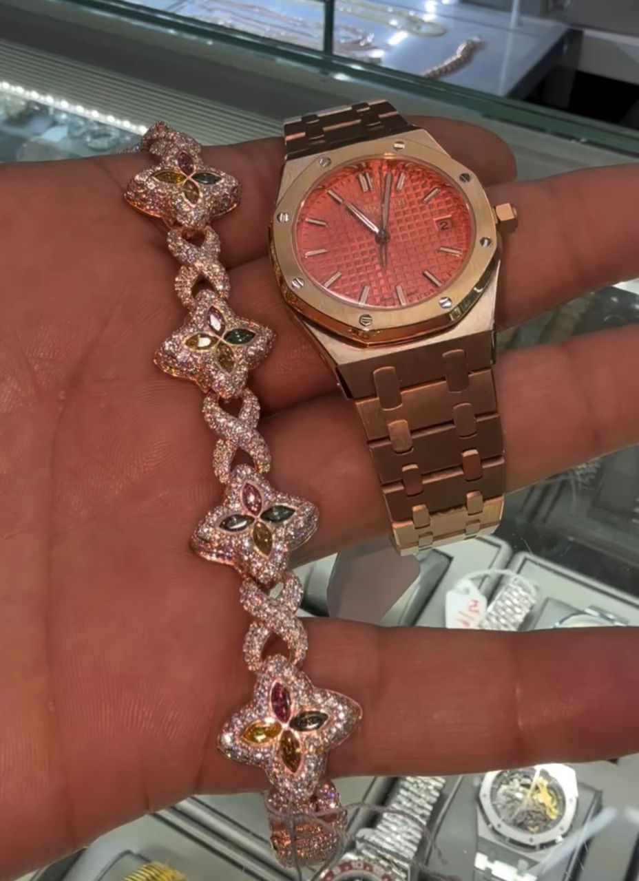 WhatsApp Image 2026-05-15 at 8.07.20 AM Audemars Piguet Royal Oak Two-Tone Automatic Watch – Rose Gold & Silver Luxury Timepiece - Image 1